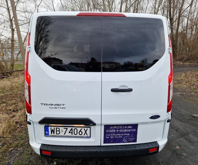 ford Transit Custom biały, tył, rocznik 2023